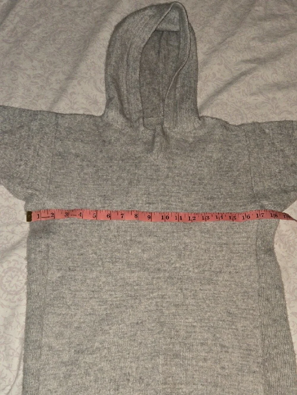 Paka Cozy Gray Hooded Women’s Sweater - Picture 4 of 6